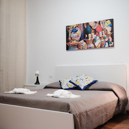 Apartamento Al Bastione Della Pace Palermo Exterior foto