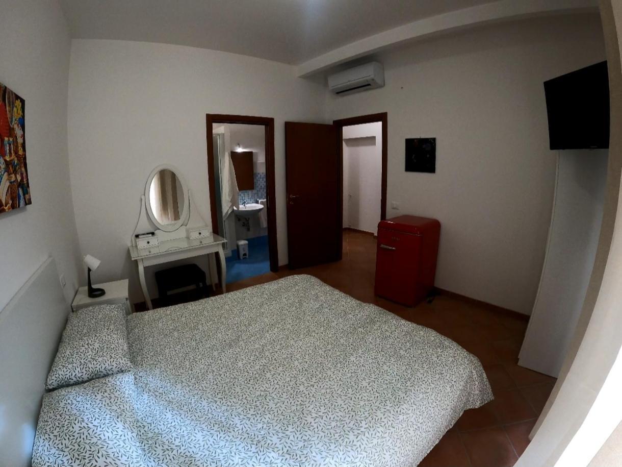 Apartamento Al Bastione Della Pace Palermo Habitación foto