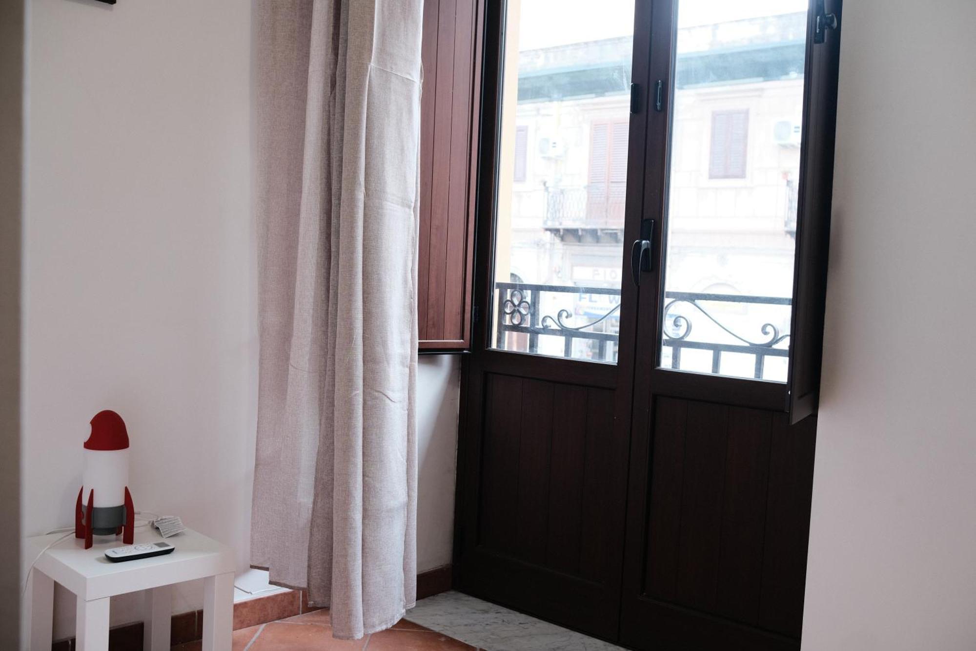 Apartamento Al Bastione Della Pace Palermo Exterior foto